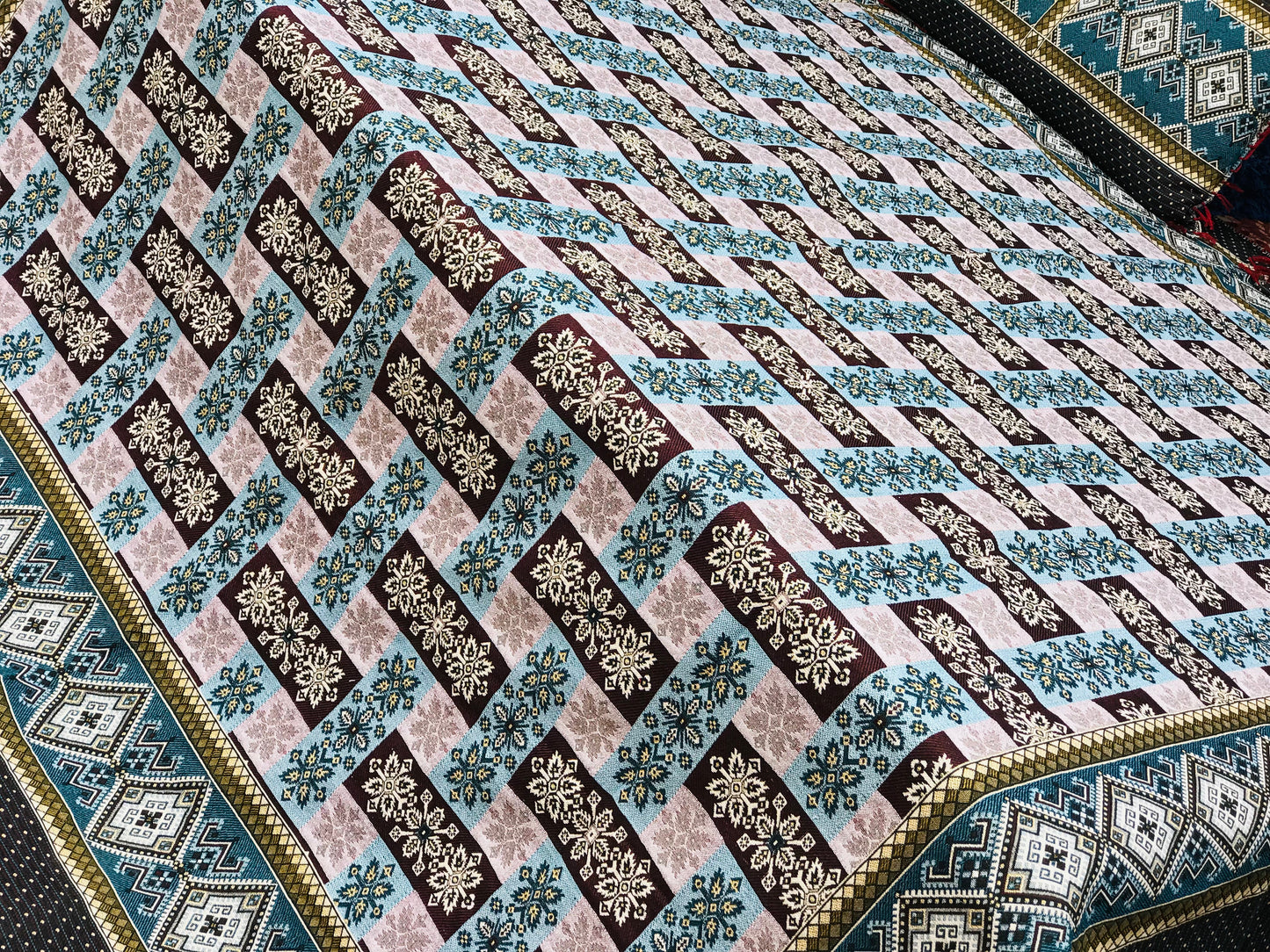 Noor SOTI Cotton 3-Pc Bedsheet Set – Timeless Comfort, Pakistani Crafted