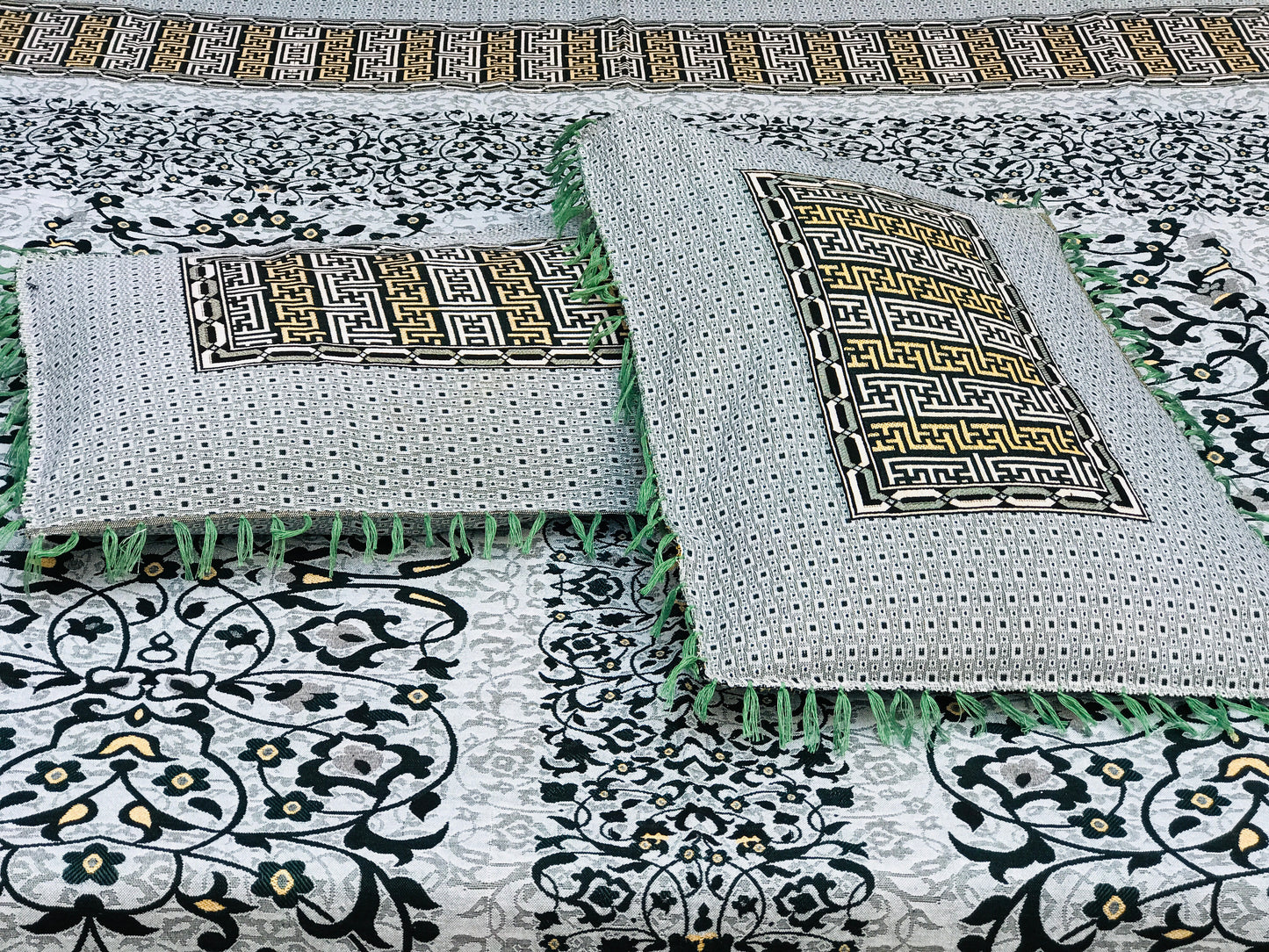 3PC Green Soti Cotton Bedding Set – Pure Cotton, Elegant Design