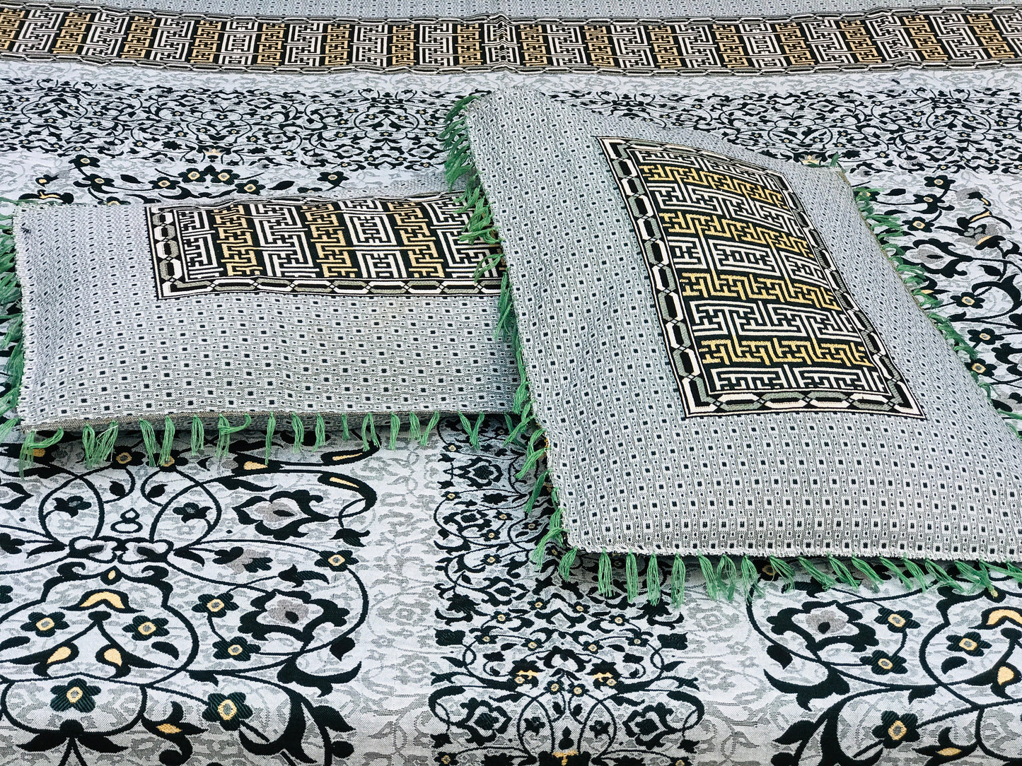 3PC Green Soti Cotton Bedding Set – Pure Cotton, Elegant Design