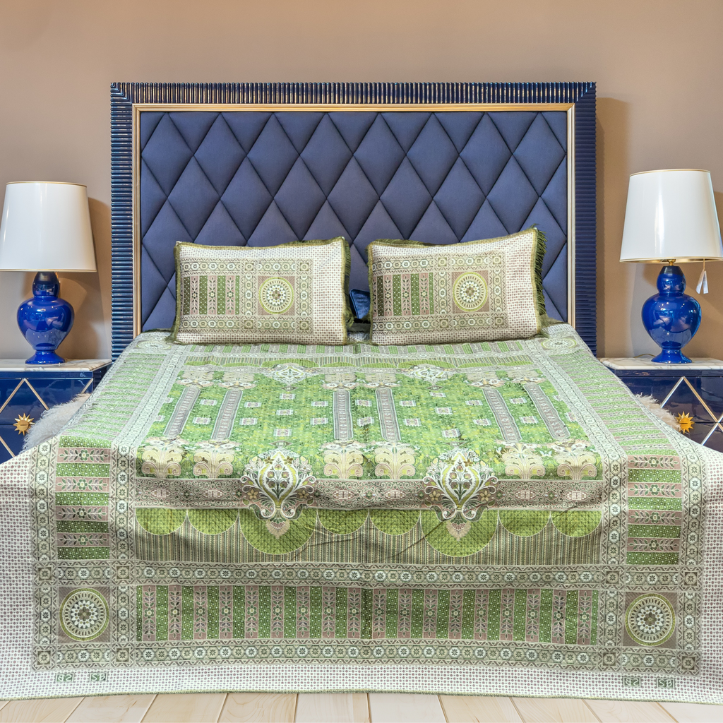 Mehndi Brown Shade Goldstar 3-Piece Bedsheet – Soft Touch & Elegant Shine