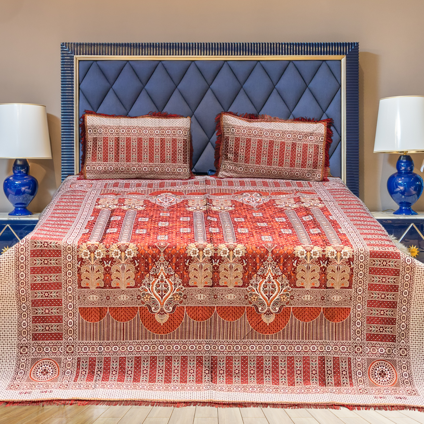 Red Brown Shade Goldstar 3-Piece Bedsheet – Soft Touch & Elegant Shine