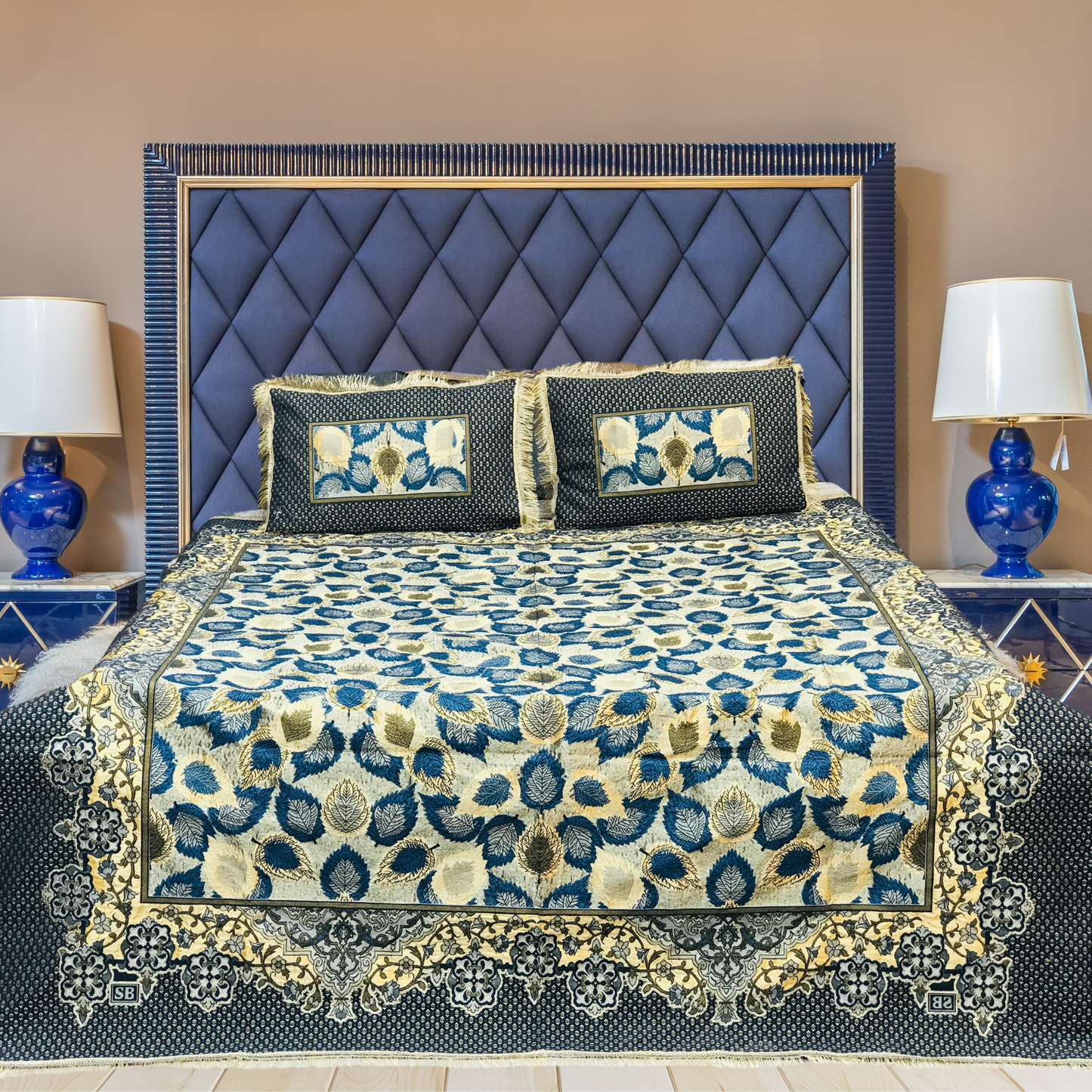 3PC Black Shade Breeze Fancy Bedsheet – Wedding & Home Luxury