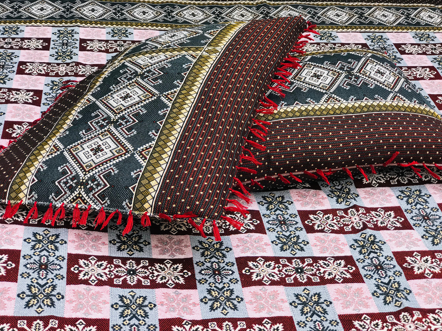 Noor SOTI Cotton 3-Pc Bedsheet Set – Timeless Comfort, Pakistani Crafted