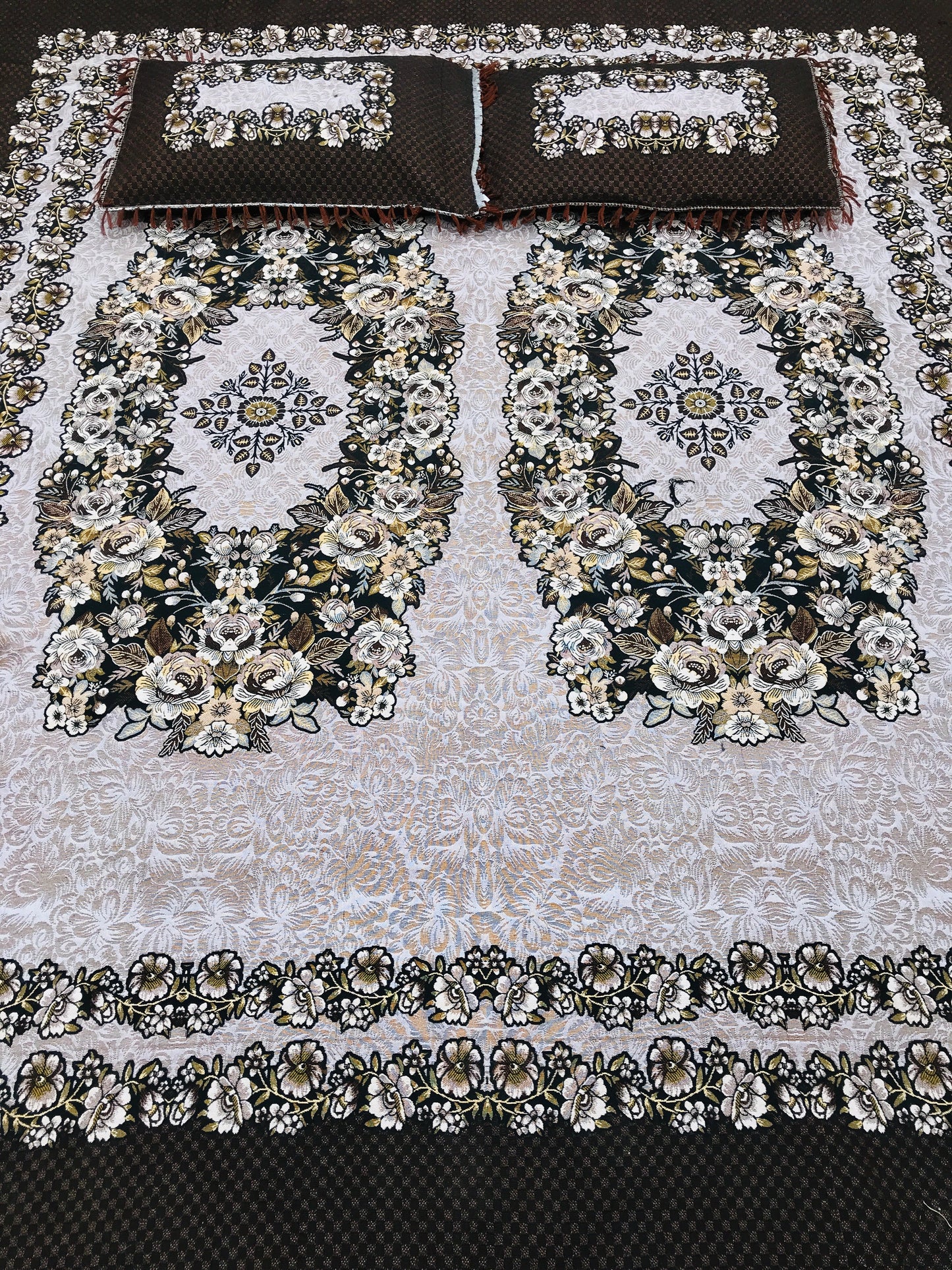 SOTI Brown Cotton A1 3PC Bedsheet – Where Luxury Meets Comfort