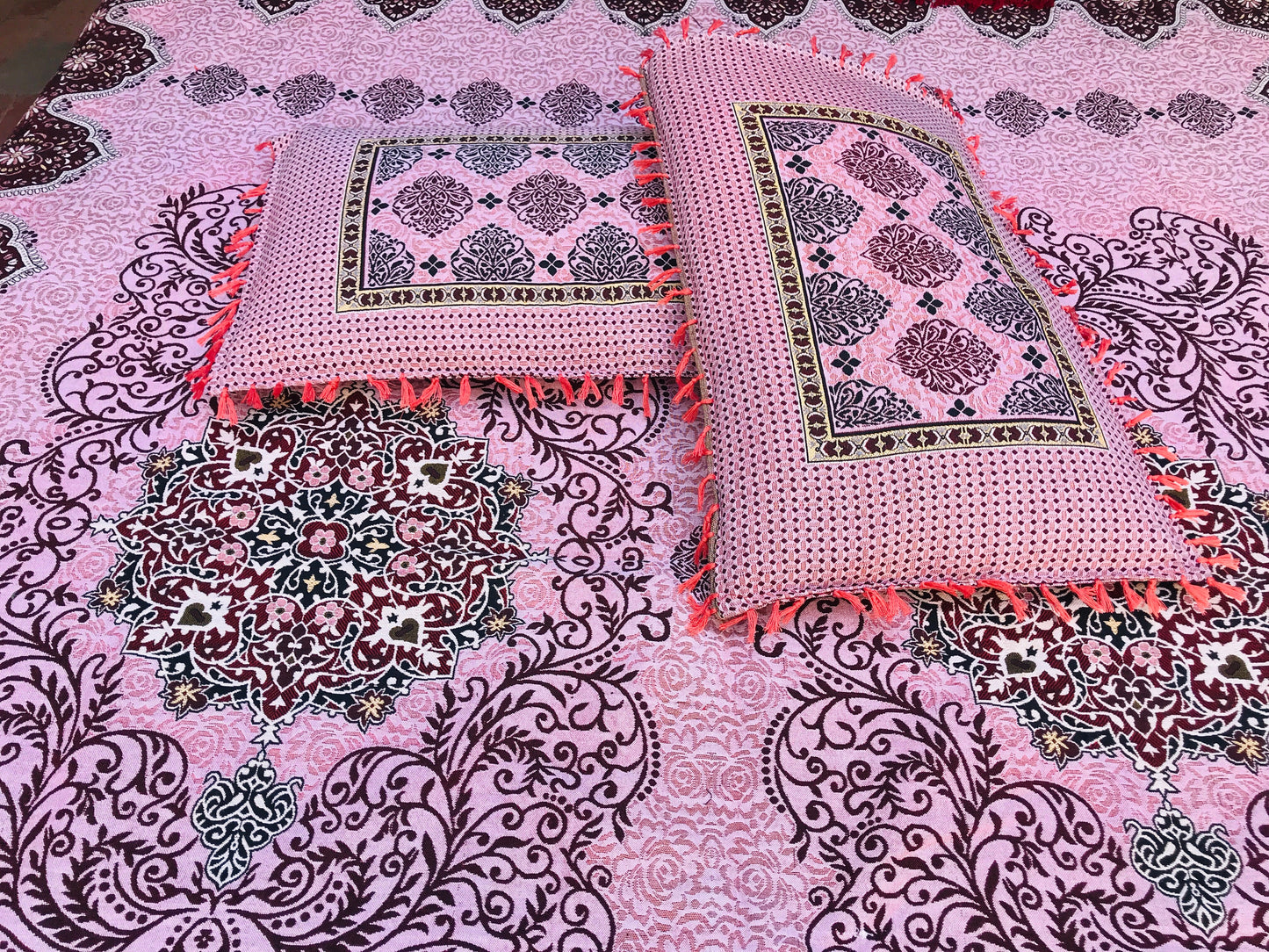 Decent Pink – 3PC Soti Cotton Bedsheet Set | Soft, Breathable & Durable